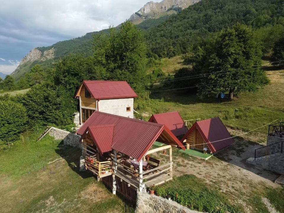 Bungalows Malagic Gusinje Exterior photo